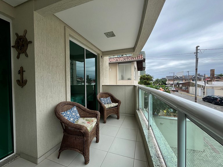 B931 Apto 3 quartos p/ 7 pessoas em Bombinhas SC