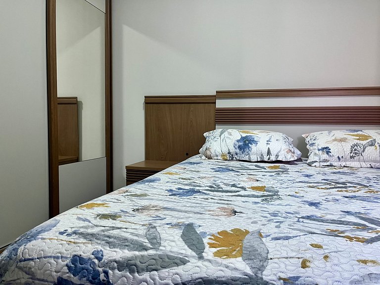 B150 - Casa com 03 suítes em Bombinhas