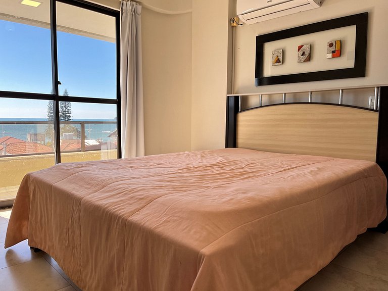 B378 - Apto p/ 06 pessoas perto da praia em Bombas