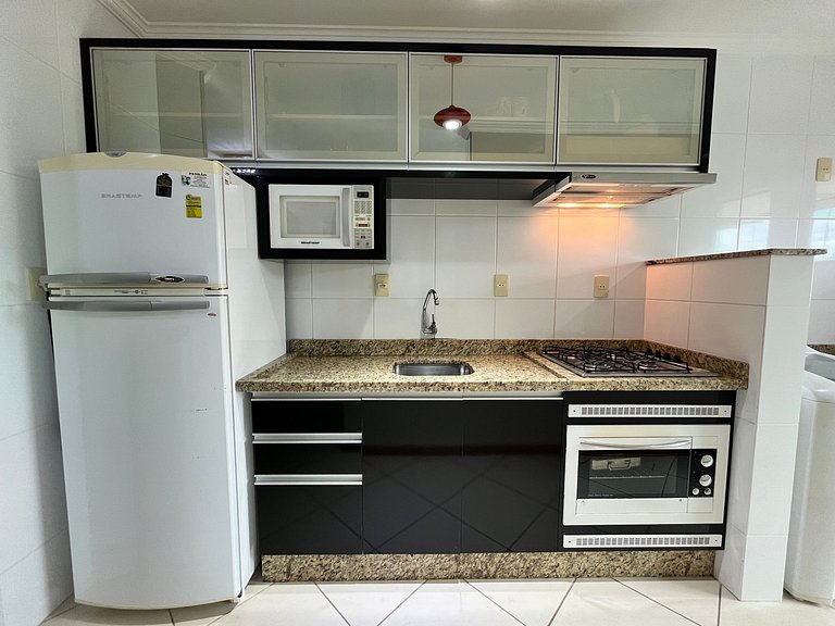 B956 - Apartamento 2 quartos p/6 pessoas em Bombas