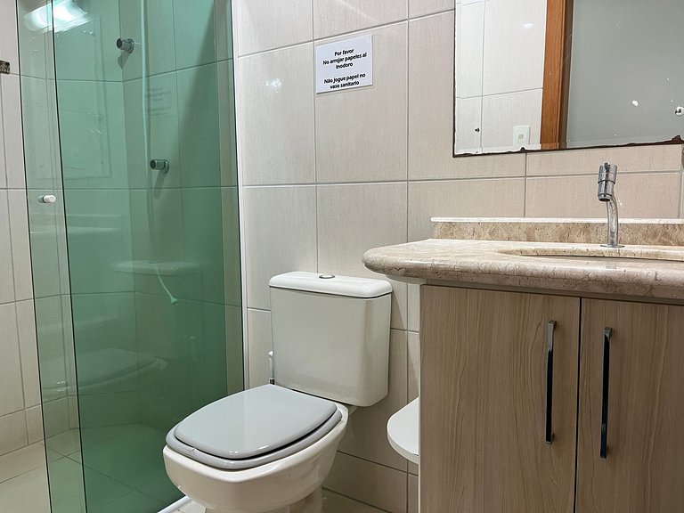 B956 - Apartamento 2 quartos p/6 pessoas em Bombas