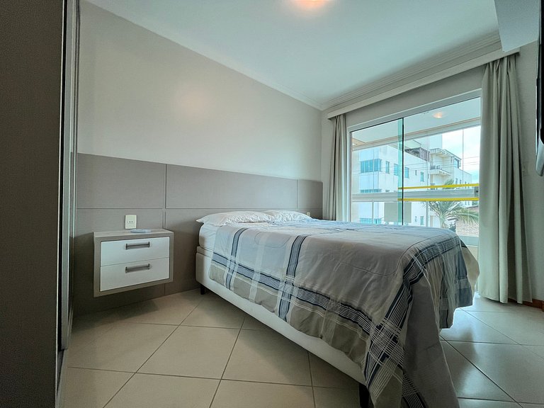 B956 - Apartamento 2 quartos p/6 pessoas em Bombas