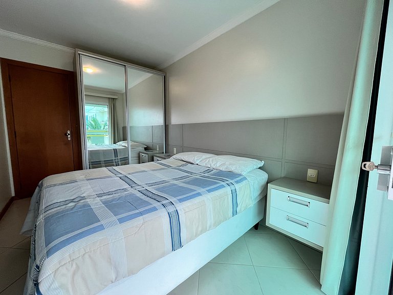 B956 - Apartamento 2 quartos p/6 pessoas em Bombas