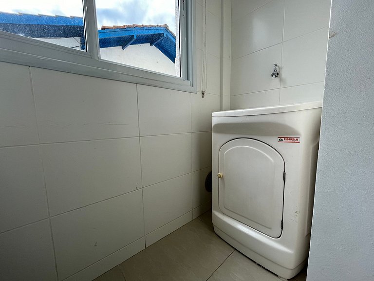 B119 - Apto para 06 pessoas perto do mar em Bombas