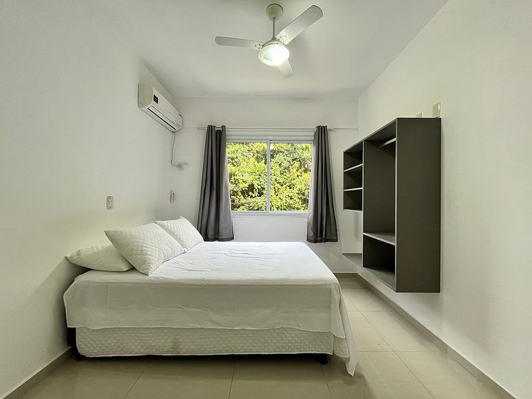 B119 - Apto para 06 pessoas perto do mar em Bombas