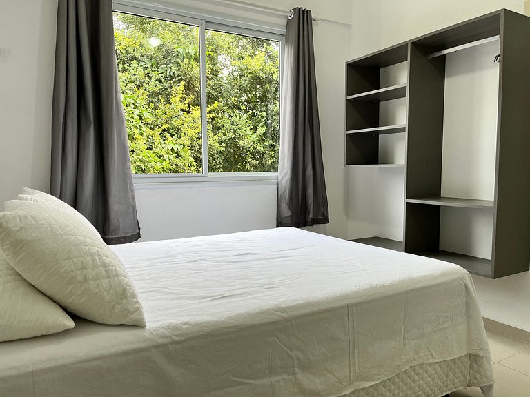 B119 - Apto para 06 pessoas perto do mar em Bombas