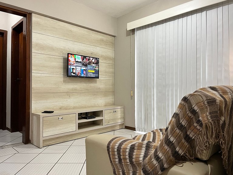 B070 - Apto 2 quartos para 6 pessoas em Bombinhas