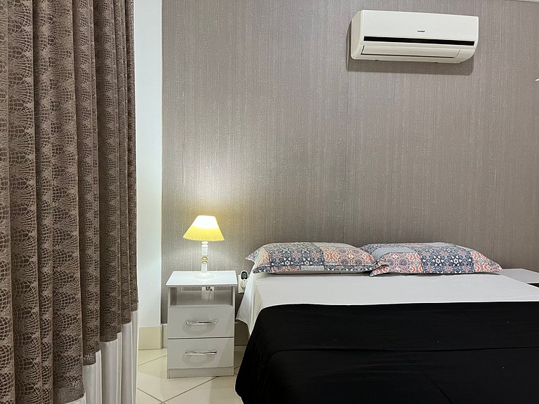 B163 - Apartamento em Bombas para até 5 pessoas