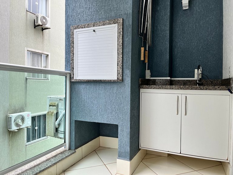 B163 - Apartamento em Bombas para até 5 pessoas