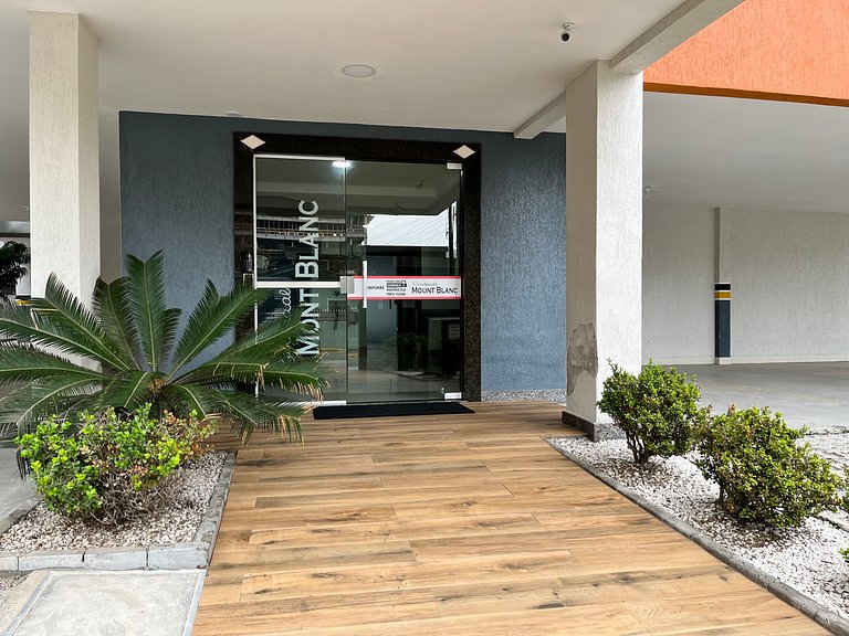 B163 - Apartamento em Bombas para até 5 pessoas