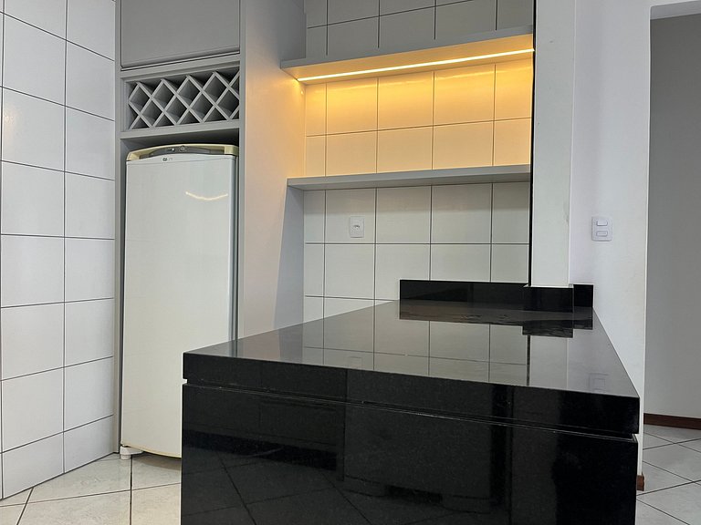 Cobertura 3 quartos para 8 pessoas, pertinho da praia !