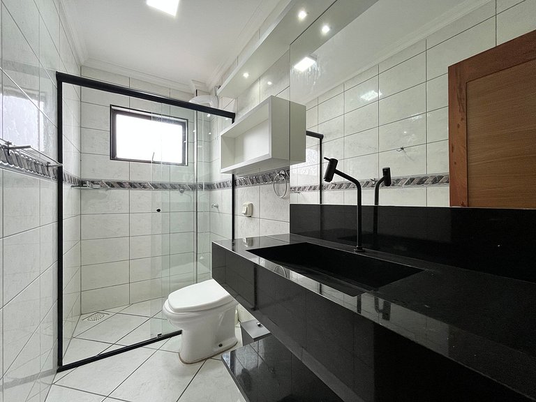 Cobertura 3 quartos para 8 pessoas, pertinho da praia !