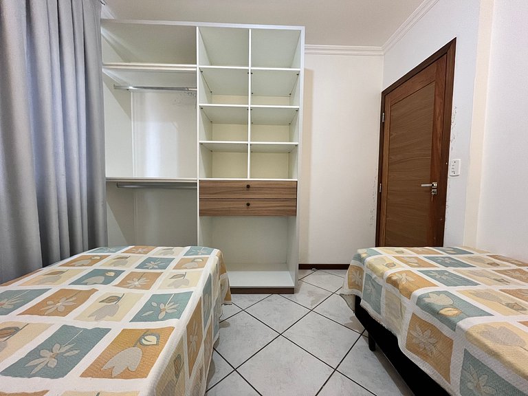 Cobertura 3 quartos para 8 pessoas, pertinho da praia !