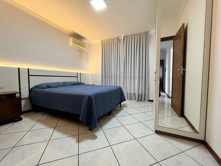 Cobertura 3 quartos para 8 pessoas, pertinho da praia !