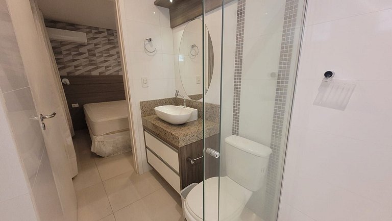 B164 - Apto na praia da Lagoinha para Alugar