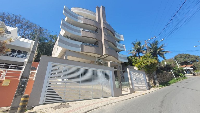 B164 - Apto na praia da Lagoinha para Alugar