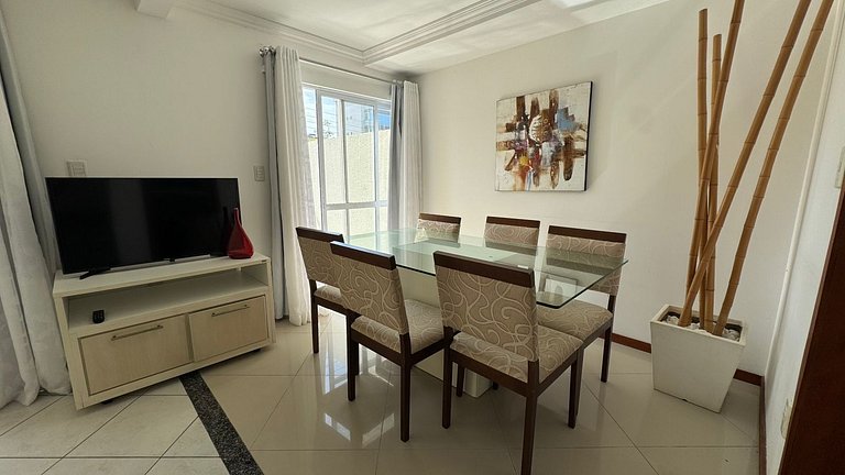 B935 - Apto 3 quartos para 07 pessoas em Bombinhas