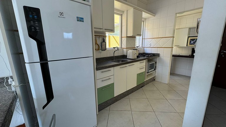 B935 - Apto 3 quartos para 07 pessoas em Bombinhas