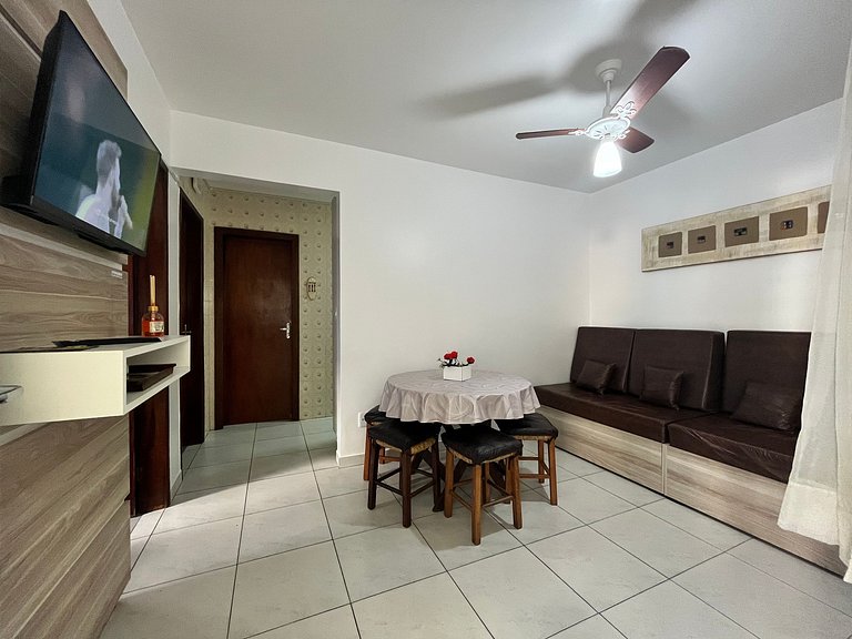 B208 - Apartamento de 2 quartos em Bombas, próximo ao mar -