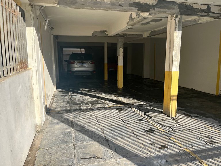 B208 - Apartamento de 2 quartos em Bombas, próximo ao mar -