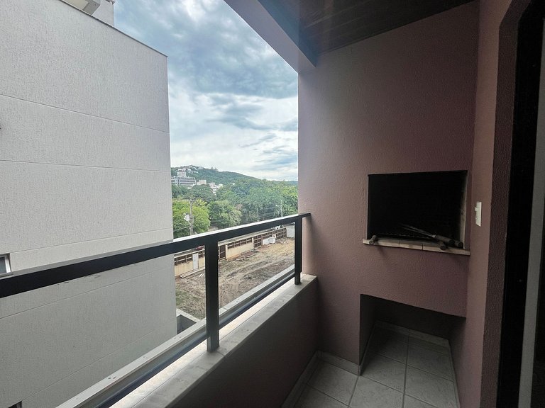 B078 - Apto sobre a Avenida de Bombas perto do mar