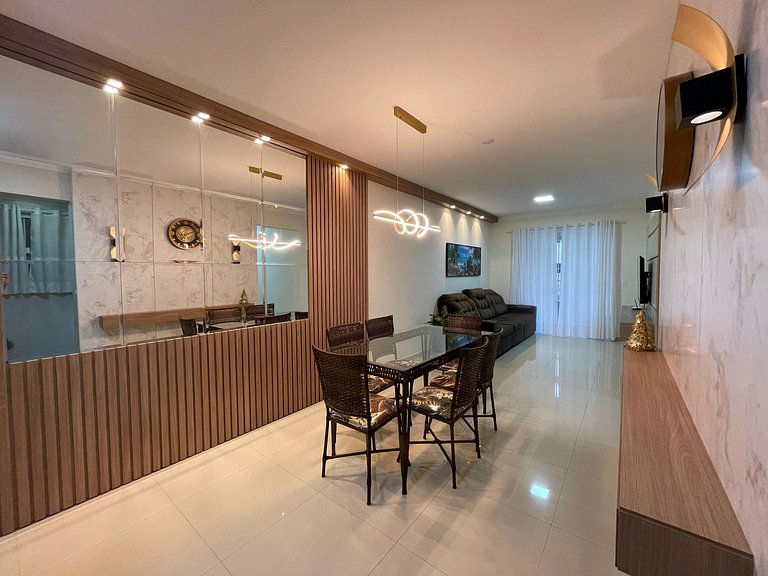 B117 - Aluguel 03 dormitórios a 200 metros do mar