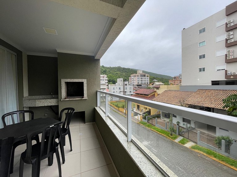 B117 - Aluguel 03 dormitórios a 200 metros do mar