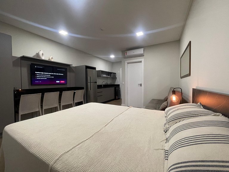 B256 - Apto para 04 pessoas com piscina vista mar