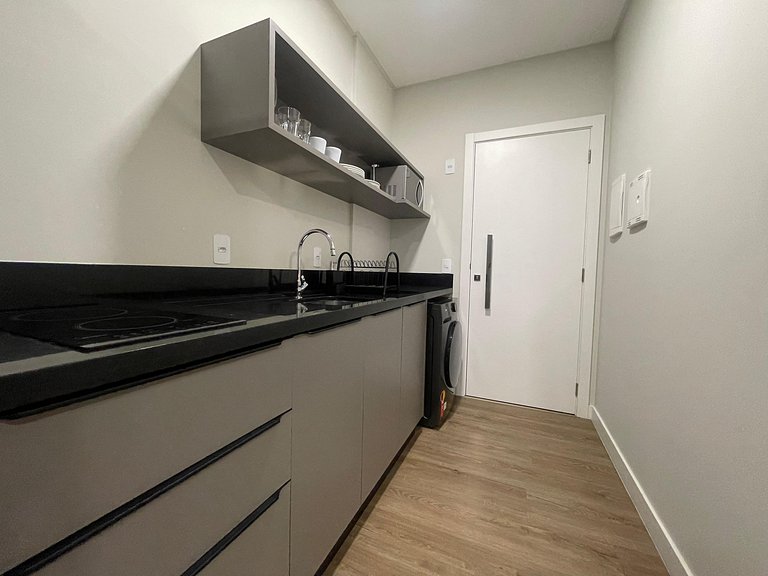 B256 - Apto para 04 pessoas com piscina vista mar