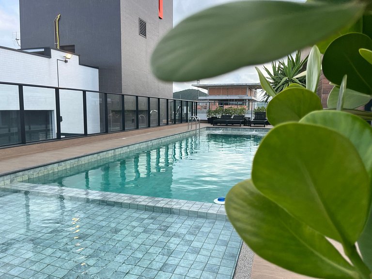 B256 - Apto para 04 pessoas com piscina vista mar