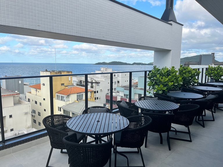 B256 - Apto para 04 pessoas com piscina vista mar