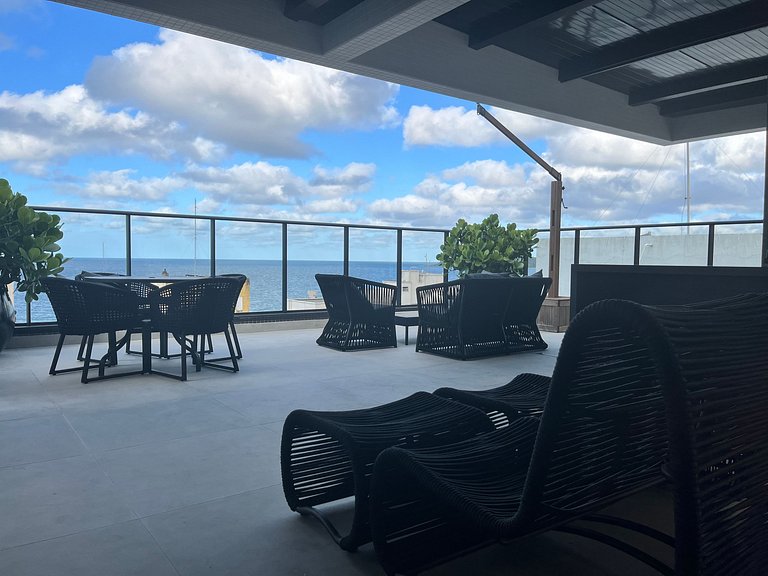 B256 - Apto para 04 pessoas com piscina vista mar