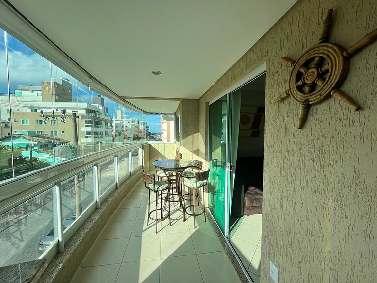 B254- Apto 3 quartos com 2 vagas de garagem Bombas