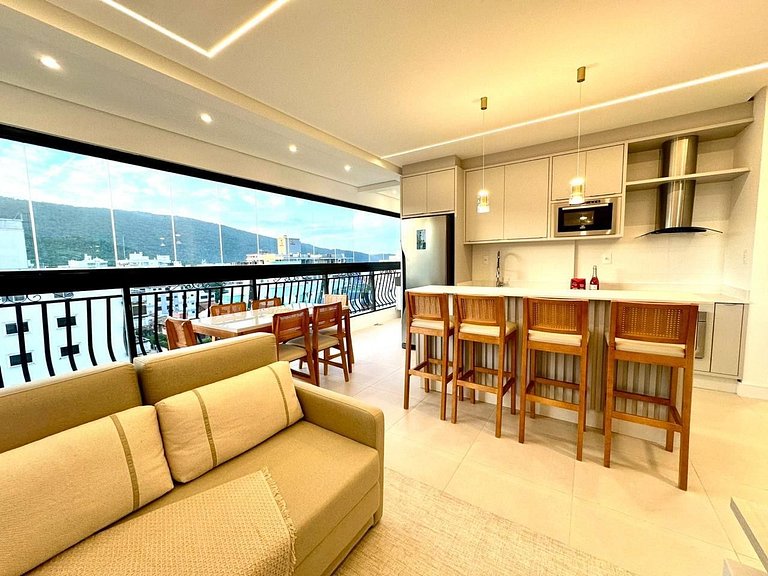 B258 - Apto de luxo com vista mar em Bombinhas