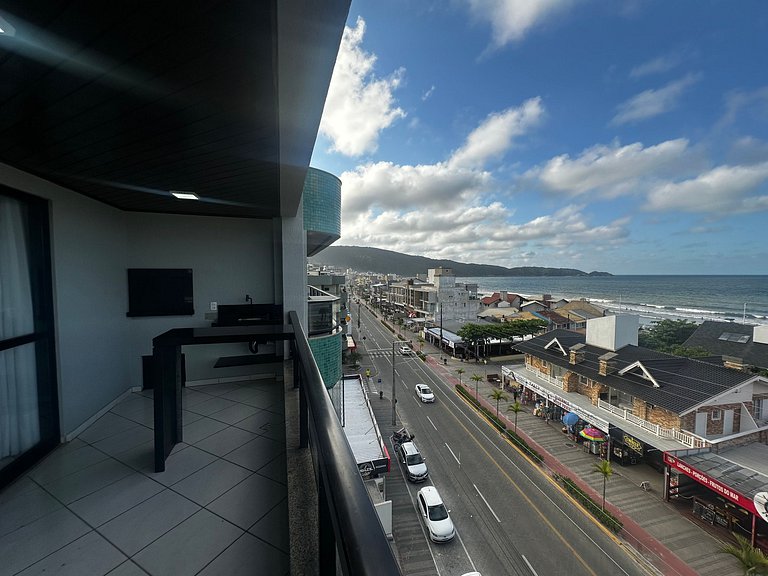 Cobertura 3 quartos para 8 pessoas, pertinho da praia !