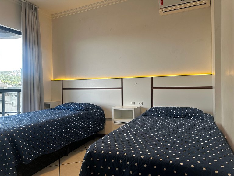 Cobertura 3 quartos para 8 pessoas, pertinho da praia !