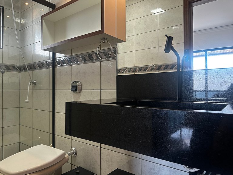 Cobertura 3 quartos para 8 pessoas, pertinho da praia !