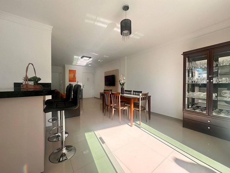 B122 - Apartamento para aluguel próximo à praia