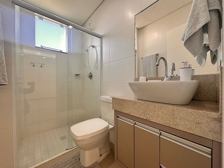 B122 - Apartamento para aluguel próximo à praia