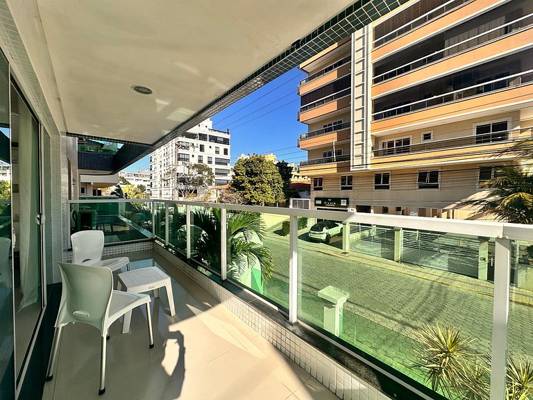 B100 - Apartamento para aluguel próximo à praia para até 8 p