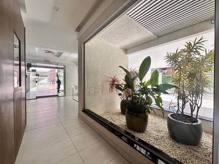 B100 - Apartamento para aluguel próximo à praia para até 8 p