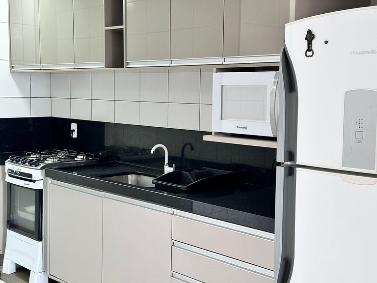 B483 - Apto 3 quartos perto do mar em Bombinhas