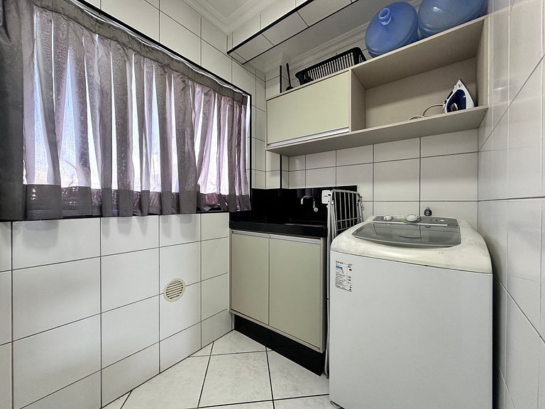 B483 - Apto 3 quartos perto do mar em Bombinhas