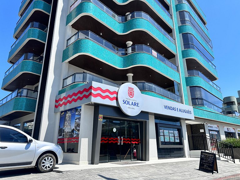 B483 - Apto 3 quartos perto do mar em Bombinhas