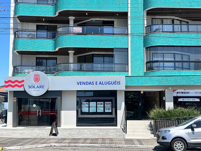 B483 - Apto 3 quartos perto do mar em Bombinhas