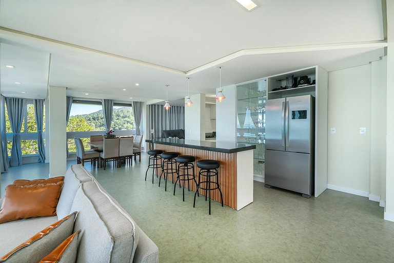 B300 - Casa Beira Mar com piscina Privativa