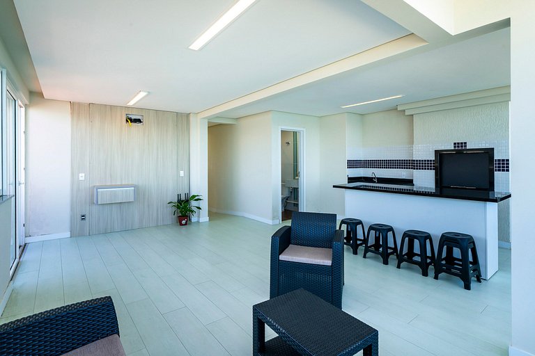 B300 - Casa Beira Mar com piscina Privativa