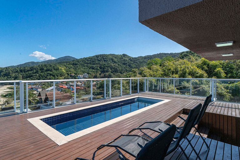 B300 - Casa Beira Mar com piscina Privativa