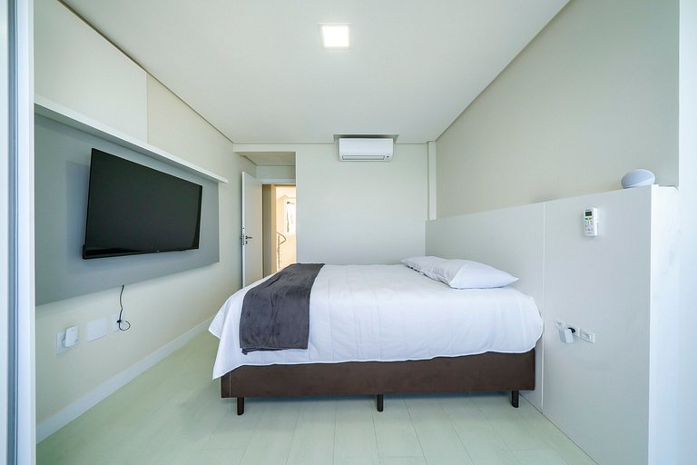 B300 - Casa Beira Mar com piscina Privativa