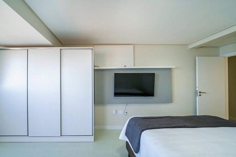 B300 - Casa Beira Mar com piscina Privativa